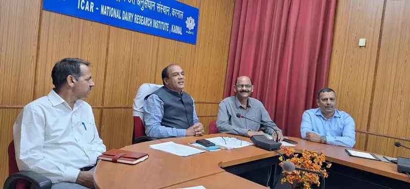 वैज्ञानिकों की 902 टीमों ने 4.5 लाख किसानों से बातचीत की: करनाल संस्थान के निदेशक वैज्ञानिकों की 902 टीमों ने 4.5 लाख किसानों से बातचीत की: करनाल संस्थान के निदेशक