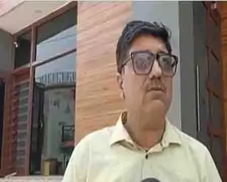 वह सबको जोड़े रखती थी...: अहमदाबाद विमान दुर्घटना में मारे गए पीड़ित के रिश्तेदार वह सबको जोड़े रखती थी...: अहमदाबाद विमान दुर्घटना में मारे गए पीड़ित के रिश्तेदार