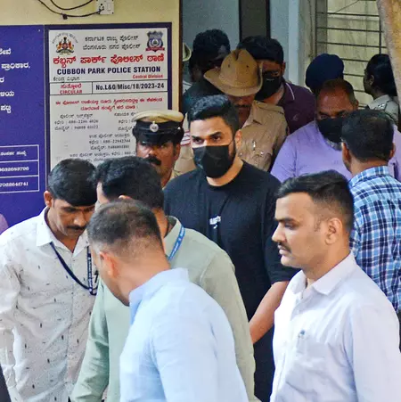 आरसीबी के वरिष्ठ अधिकारी को उच्च न्यायालय से मिली अंतरिम जमानत आरसीबी के वरिष्ठ अधिकारी को उच्च न्यायालय से मिली अंतरिम जमानत