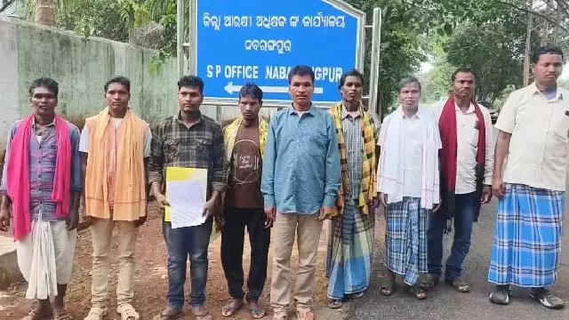 ‘जनता की अदालत’ का फैसला, 15 परिवारों का सामाजिक बहिष्कार ‘जनता की अदालत’ का फैसला, 15 परिवारों का सामाजिक बहिष्कार