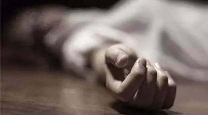 ऑनलाइन जुए में हारने के बाद Ponda के 19 वर्षीय युवक ने आत्महत्या कर ली ऑनलाइन जुए में हारने के बाद Ponda के 19 वर्षीय युवक ने आत्महत्या कर ली