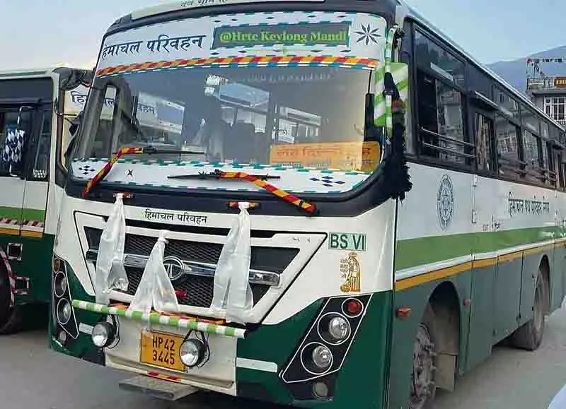 HRTC ने दिल्ली-मनाली-लेह मार्ग पर बस सेवा बहाल की HRTC ने दिल्ली-मनाली-लेह मार्ग पर बस सेवा बहाल की
