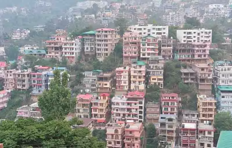 Solan कॉलोनी निवासी हरित क्षेत्र पर कब्जे के खिलाफ डटे Solan कॉलोनी निवासी हरित क्षेत्र पर कब्जे के खिलाफ डटे