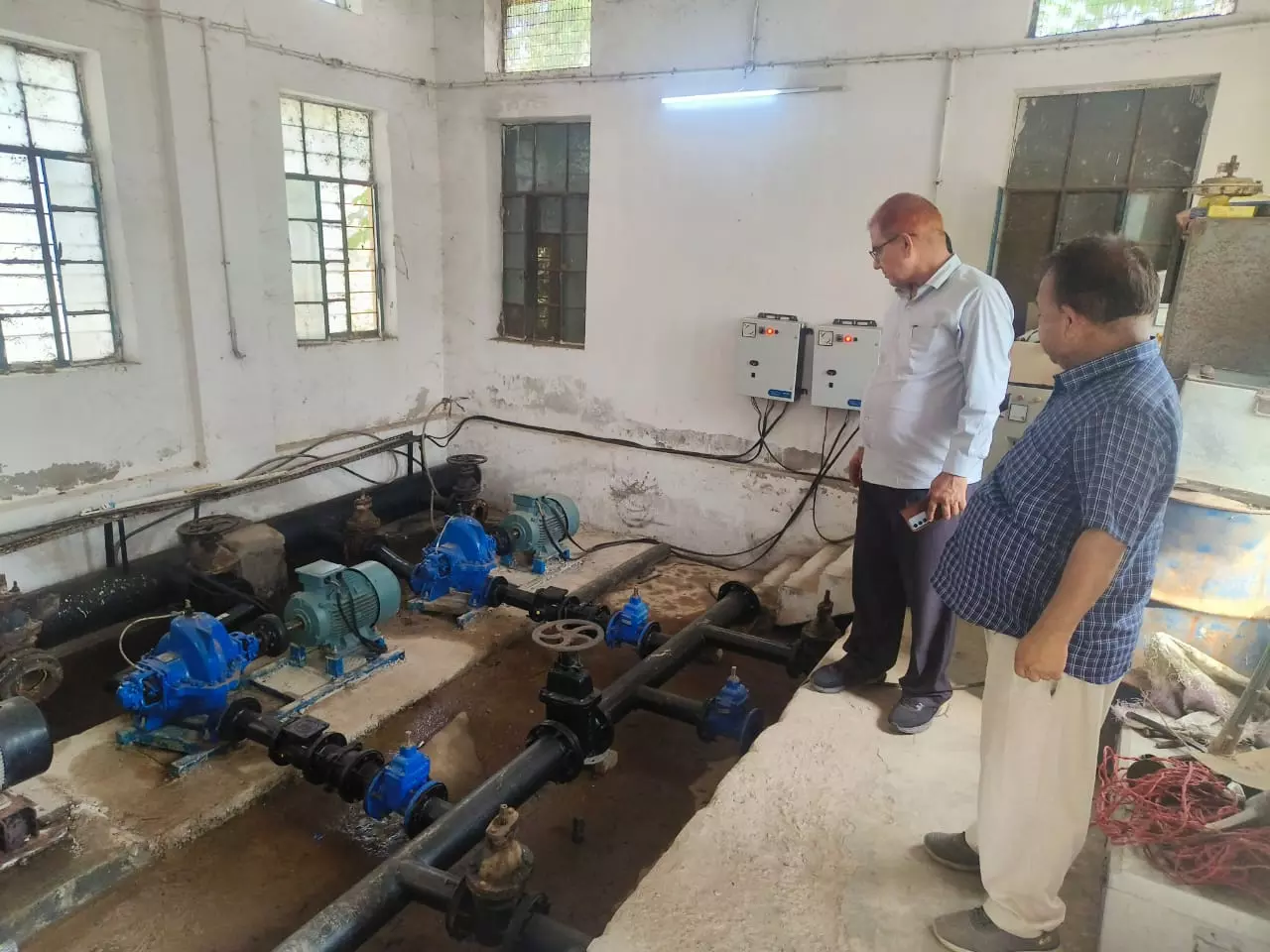 Dungarpur जिले में जल स्रोतों की सफाई व पेयजल संरचनाओं का निरीक्षण Dungarpur जिले में जल स्रोतों की सफाई व पेयजल संरचनाओं का निरीक्षण