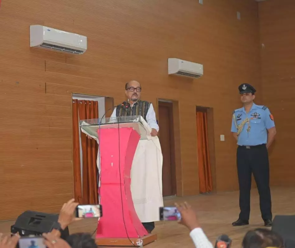 सीमा की सुरक्षा प्रत्येक नागरिक का कर्तव्य: राज्यपाल रमेन डेका सीमा की सुरक्षा प्रत्येक नागरिक का कर्तव्य: राज्यपाल रमेन डेका