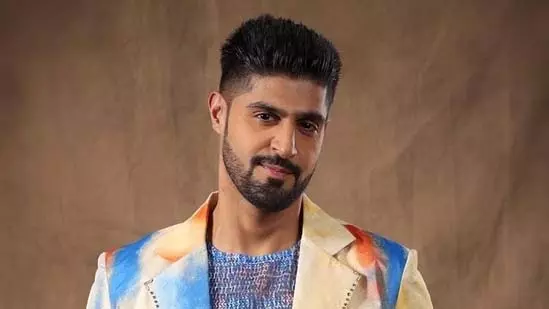 10 साल के भरोसे पर लगा धब्बा, तनुज विरवानी ने पकड़ा स्पॉट बॉय रंगे हाथ 10 साल के भरोसे पर लगा धब्बा, तनुज विरवानी ने पकड़ा स्पॉट बॉय रंगे हाथ
