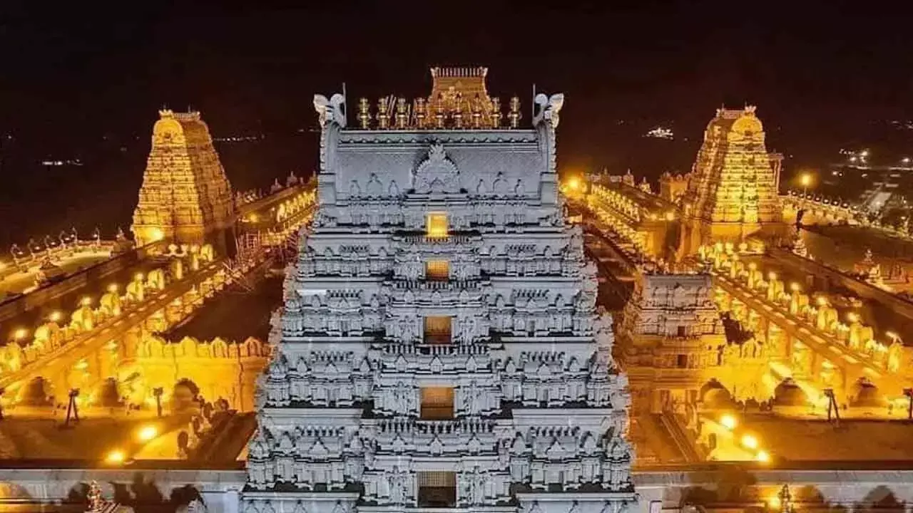 Telangana: यदागिरिगुट्टा बोर्ड दो मंत्रियों के दबाव में विफल Telangana: यदागिरिगुट्टा बोर्ड दो मंत्रियों के दबाव में विफल