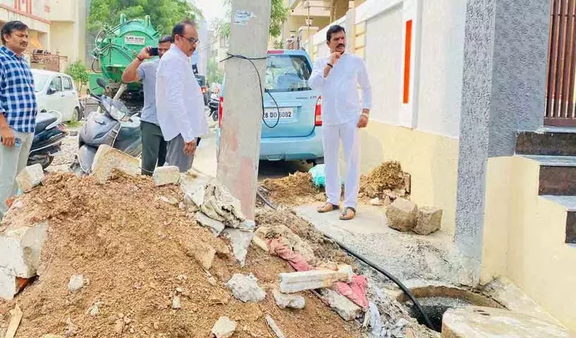 शांतिनगर कॉलोनी में जलनिकासी की समस्या का समाधान करेंगे: पार्षद Mettu Kumar शांतिनगर कॉलोनी में जलनिकासी की समस्या का समाधान करेंगे: पार्षद Mettu Kumar