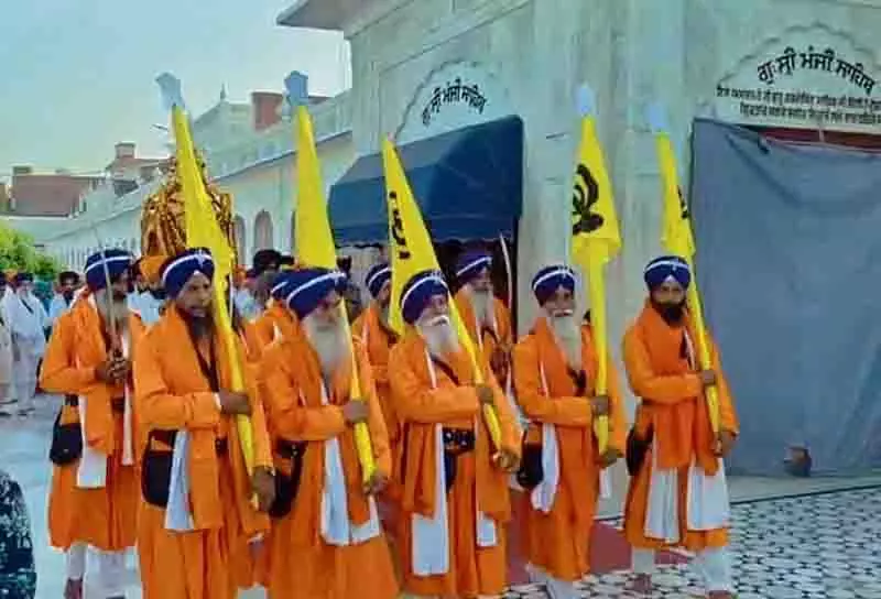 Guru Hargobind का अवतार पर्व श्रद्धा और भक्तिभाव से मनाया गया Guru Hargobind का अवतार पर्व श्रद्धा और भक्तिभाव से मनाया गया