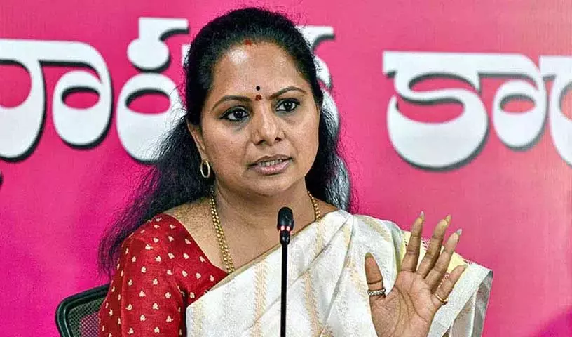 KTR को एसीबी का नोटिस.. एमएलसी कविता ने कड़ी निंदा की KTR को एसीबी का नोटिस.. एमएलसी कविता ने कड़ी निंदा की
