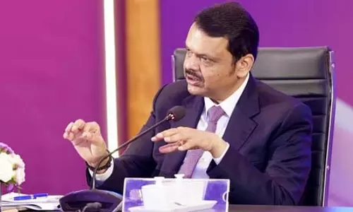 पूरा महाराष्ट्र हादसे के पीड़ितों के दुख में शामिल : देवेंद्र फडणवीस पूरा महाराष्ट्र हादसे के पीड़ितों के दुख में शामिल : देवेंद्र फडणवीस