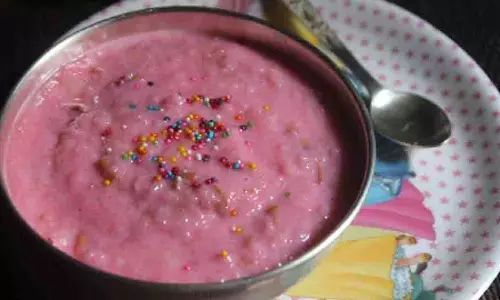 Gulkand Kheer:गर्मियों में स्वाद के साथ सेहत का भी ख्याल रखना है जरूरी, ये डिश आपको खुश कर देगी