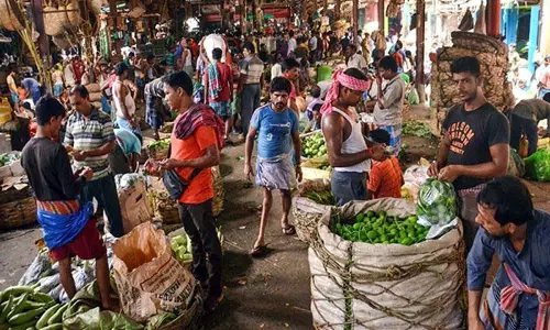 आयात शुल्क कटौती और बेहतर मानसून से खाद्य मुद्रास्फीति में कमी की संभावना: यूनियन बैंक आयात शुल्क कटौती और बेहतर मानसून से खाद्य मुद्रास्फीति में कमी की संभावना: यूनियन बैंक