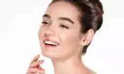 Skin Care: कस्तूरी हल्दी का अपने चेहरे पर ऐसे करें इस्तेमाल, तुरंत पाएं बेदाग चमकता चेहरा