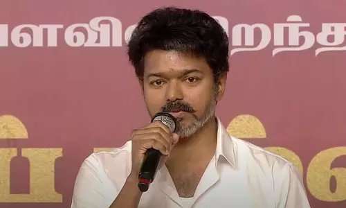 मुझे इलैया कामराज मत कहो: Vijay मुझे इलैया कामराज मत कहो: Vijay