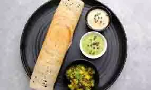 Sabudana Dosa: कुरकुरा और हेल्दी भी, घर पर मिनटों में बनाएं साबूदाना डोसा Sabudana Dosa: कुरकुरा और हेल्दी भी, घर पर मिनटों में बनाएं साबूदाना डोसा