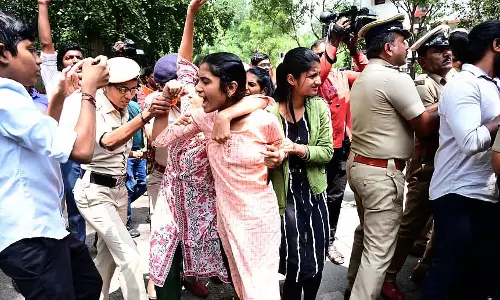 DCET दस्तावेज़ सत्यापन: यातायात की परेशानी