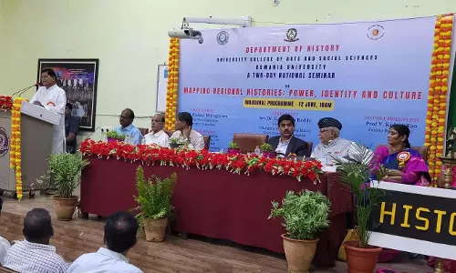 Telangana: विद्वानों ने क्षेत्रीय इतिहास पर पुनर्विचार की आवश्यकता पर बल दिया Telangana: विद्वानों ने क्षेत्रीय इतिहास पर पुनर्विचार की आवश्यकता पर बल दिया