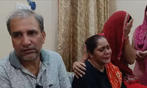 अहमदाबाद विमान हादसा: हरियाणा के कुरुक्षेत्र में शोक की लहर, बेटी से मिलने लंदन जा रही थी अंजू शर्मा अहमदाबाद विमान हादसा: हरियाणा के कुरुक्षेत्र में शोक की लहर, बेटी से मिलने लंदन जा रही थी अंजू शर्मा