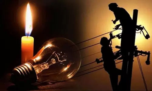 Ballia: बिजली कटौती से हाल बेहाल