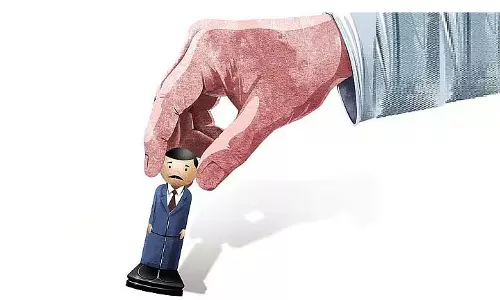 तेलंगाना में बड़े पैमाने पर IAS फेरबदल, मित्तल को राजस्व विभाग से हटाया गया तेलंगाना में बड़े पैमाने पर IAS फेरबदल, मित्तल को राजस्व विभाग से हटाया गया