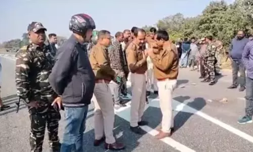 Ranchi: भूमि विवाद में वसूली करने वाले गिरोह का भंडाफोड़, दो रायफल और गोलियां बरामद