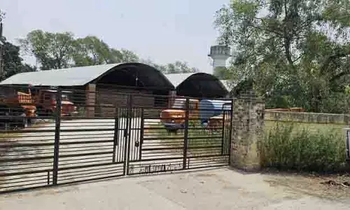 Nangal में गोदाम से अनाज चोरी, इंस्पेक्टर कठघरे में Nangal में गोदाम से अनाज चोरी, इंस्पेक्टर कठघरे में