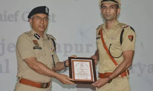 Haryana :  पंचकूला में साइबर योद्धाओं को डीजीपी ने किया सम्मानित