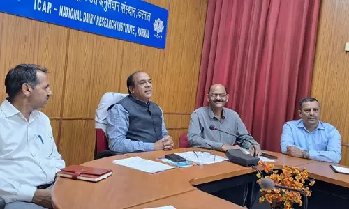 वैज्ञानिकों की 902 टीमों ने 4.5 लाख किसानों से बातचीत की: करनाल संस्थान के निदेशक