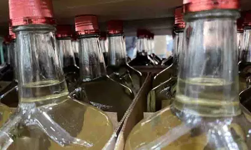Himachal: आबकारी विभाग ने दो माह में शराब तस्करी के 103 मामले दर्ज किए