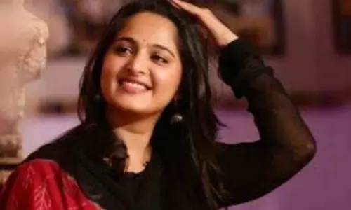 कैथी 2 में कार्थी के साथ अनुष्का शेट्टी के जुड़ने की संभावना कैथी 2 में कार्थी के साथ अनुष्का शेट्टी के जुड़ने की संभावना