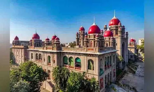 तेलंगाना HC ने सीएम रेवंत रेड्डी के खिलाफ आपराधिक मामले में ट्रायल कोर्ट की कार्यवाही पर रोक लगाई