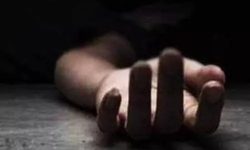 कार में बच्ची की लाश मिली, ड्राइवर गिरफ्तार