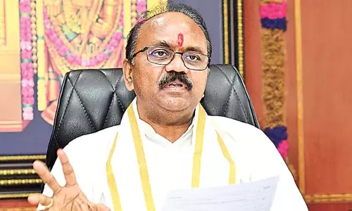 Andhra : तिरुमाला श्रीवारी के भक्तों को गुणवत्तापूर्ण अन्नप्रसादम प्रदान कर रहे