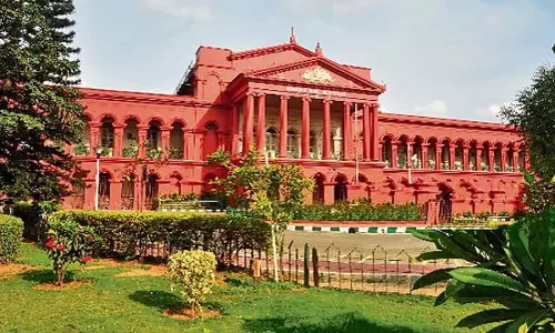 Bengaluru  भगदड़: कर्नाटक उच्च न्यायालय ने आरसीबी और डीएनए प्रतिनिधियों को अंतरिम जमानत दी