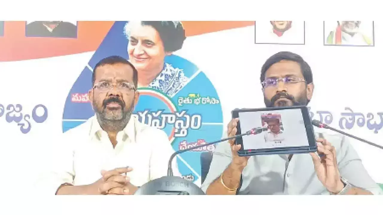 कांग्रेस ने सीएम पर ‘अनुचित’ टिप्पणी के लिए KTR, कौशिक रेड्डी के खिलाफ शिकायत दर्ज कराई