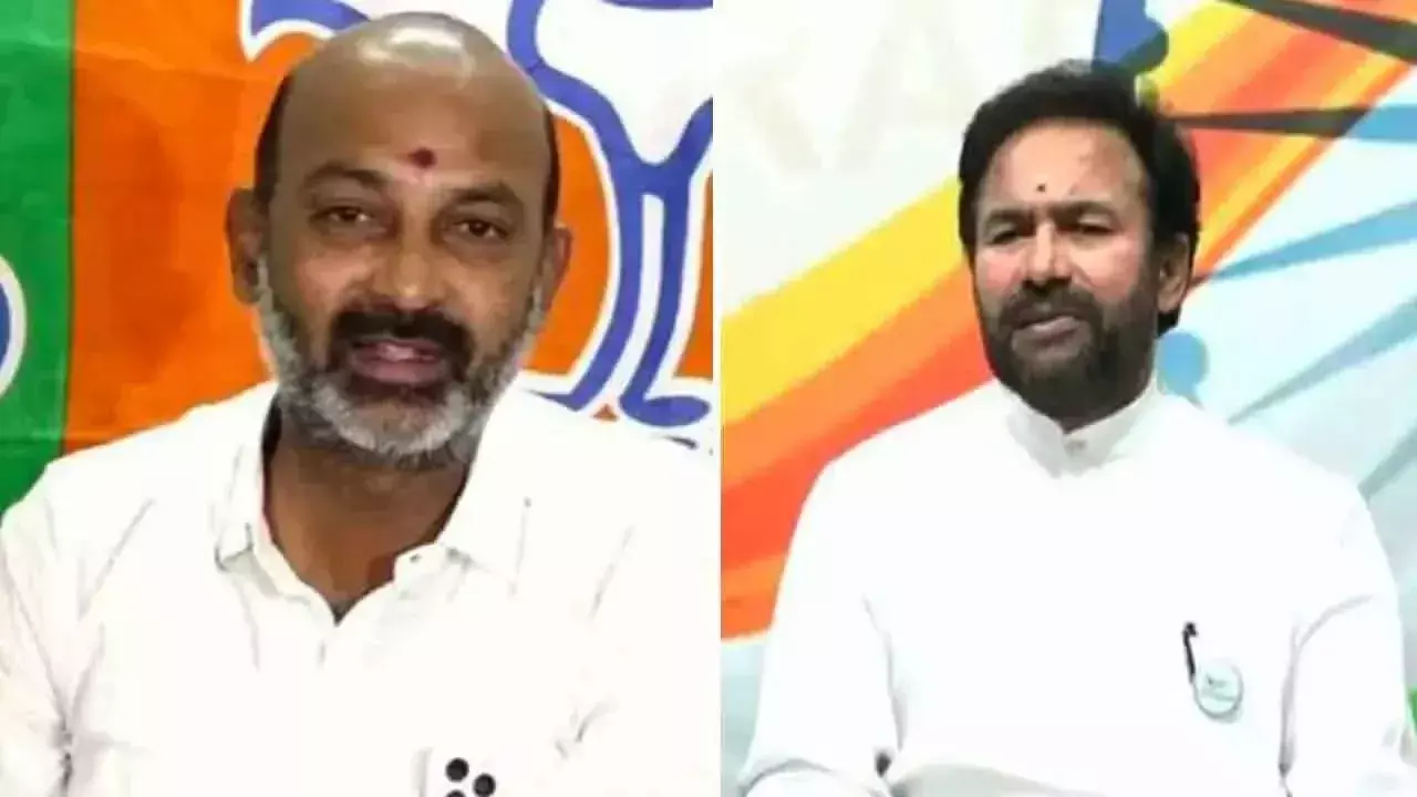 Telangana: किशन, बांदी ने विमान दुर्घटना पर शोक व्यक्त किया Telangana: किशन, बांदी ने विमान दुर्घटना पर शोक व्यक्त किया