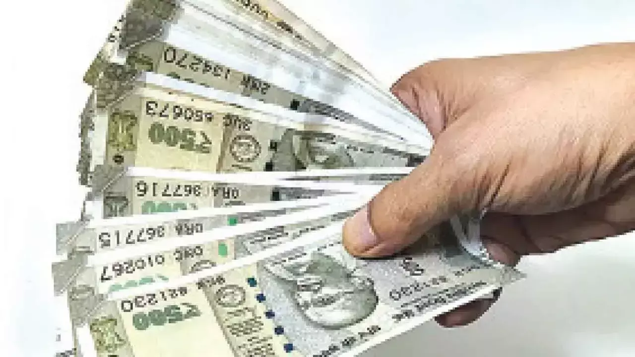 Telangana: सिंचाई विभाग पर एसीबी की नजर, कोठरी से कंकाल बाहर आने की आशंका Telangana: सिंचाई विभाग पर एसीबी की नजर, कोठरी से कंकाल बाहर आने की आशंका