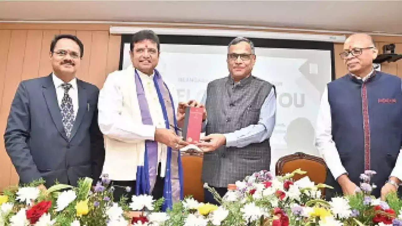 TGPSC, NALSAR ने कानूनी चुनौतियों पर राष्ट्रीय कार्यशाला आयोजित की TGPSC, NALSAR ने कानूनी चुनौतियों पर राष्ट्रीय कार्यशाला आयोजित की