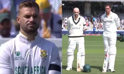तीसरे दिन की शुरुआत भावुक माहौल में, खिलाड़ियों ने रखा एक मिनट का मौन तीसरे दिन की शुरुआत भावुक माहौल में, खिलाड़ियों ने रखा एक मिनट का मौन