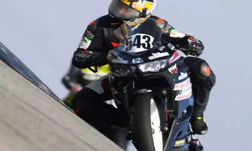 Telugu  रेसर ने रचा इतिहास: साई दीप ने CRA 2025 में दो श्रेणियों में शीर्ष स्थान प्राप्त किया