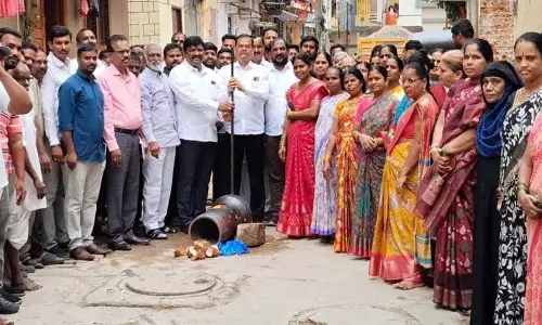 भविष्य की जरूरतों को पूरा करने के लिए जल निकासी व्यवस्था: विधायक Kaleru Venkatesh भविष्य की जरूरतों को पूरा करने के लिए जल निकासी व्यवस्था: विधायक Kaleru Venkatesh