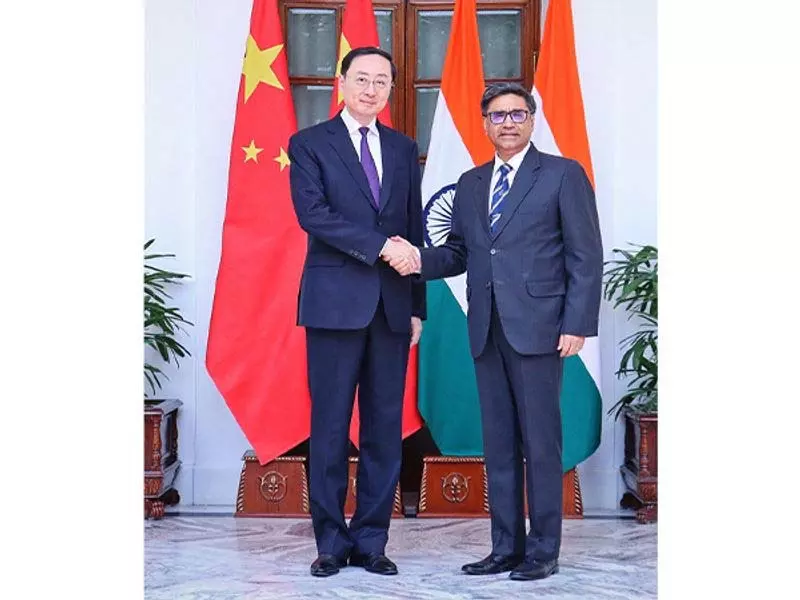 चीन-भारत संबंधों में सुधार की रफ्तार बनी हुई: चीनी उप विदेश मंत्री चीन-भारत संबंधों में सुधार की रफ्तार बनी हुई: चीनी उप विदेश मंत्री