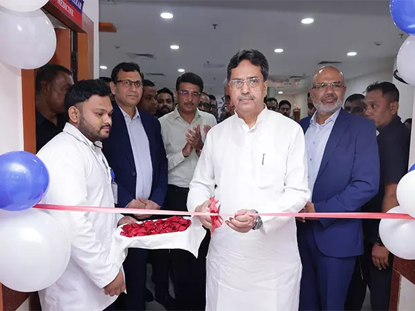 CM ने अगरतला के आईएलएस अस्पताल में कैंसर देखभाल सुविधा का उद्घाटन किया CM ने अगरतला के आईएलएस अस्पताल में कैंसर देखभाल सुविधा का उद्घाटन किया