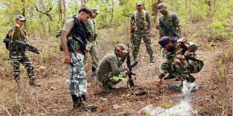 सुंदरगढ़ में नक्सल अभियान के दौरान IED विस्फोट, CRPF जवान शहीद सुंदरगढ़ में नक्सल अभियान के दौरान IED विस्फोट, CRPF जवान शहीद