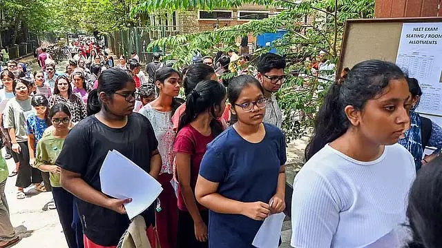 NEET-UG 2025 के नतीजे घोषित: राजस्थान के महेश कुमार पहले स्थान पर, 12.36 लाख छात्र पात्र NEET-UG 2025 के नतीजे घोषित: राजस्थान के महेश कुमार पहले स्थान पर, 12.36 लाख छात्र पात्र