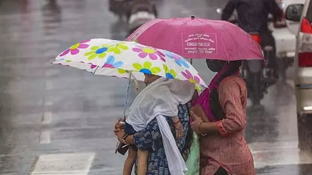 Tamil Nadu : अगले 3 घंटों में कहां बारिश होगी? Tamil Nadu : अगले 3 घंटों में कहां बारिश होगी?