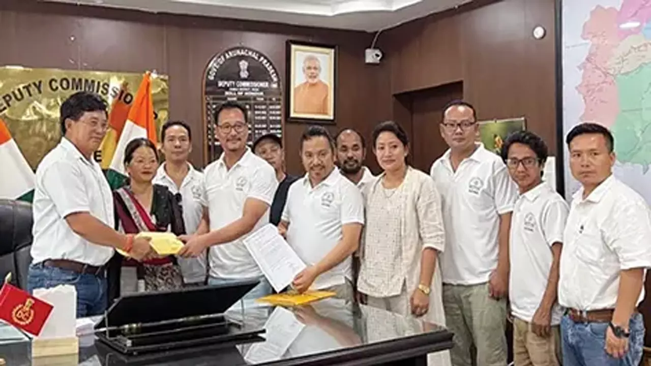 KEWA ने कामले डीसी के राहत कोष में 5 लाख रुपए का योगदान दिया KEWA ने कामले डीसी के राहत कोष में 5 लाख रुपए का योगदान दिया