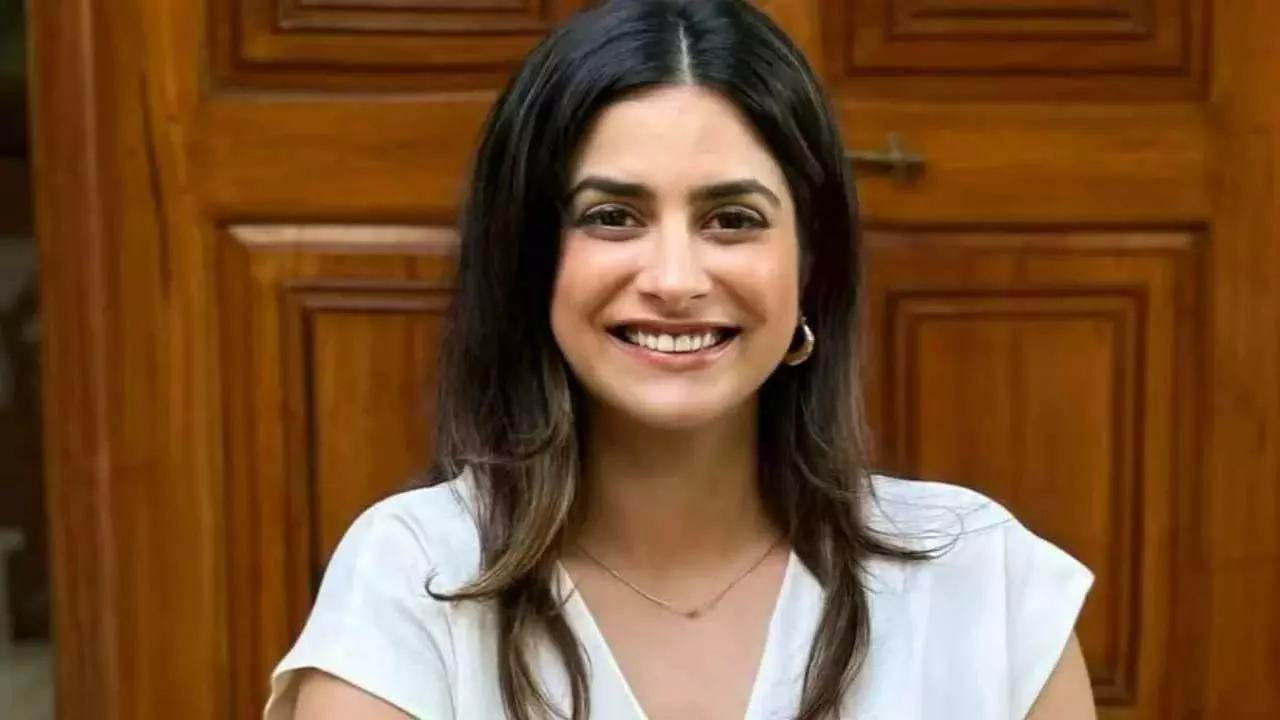 Nikita Luther: पोकर क्वीन जो द ट्रेटर्स इंडिया में सबसे पहले बाहर हो गई थी Nikita Luther: पोकर क्वीन जो द ट्रेटर्स इंडिया में सबसे पहले बाहर हो गई थी
