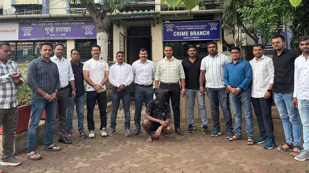वसई में निर्वासन आदेश के बावजूद सशस्त्र डकैती के लिए 24 वर्षीय कुख्यात आदतन अपराधी गिरफ्तार वसई में निर्वासन आदेश के बावजूद सशस्त्र डकैती के लिए 24 वर्षीय कुख्यात आदतन अपराधी गिरफ्तार